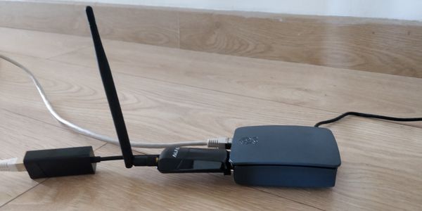 Use OpenWRT as a MITM router